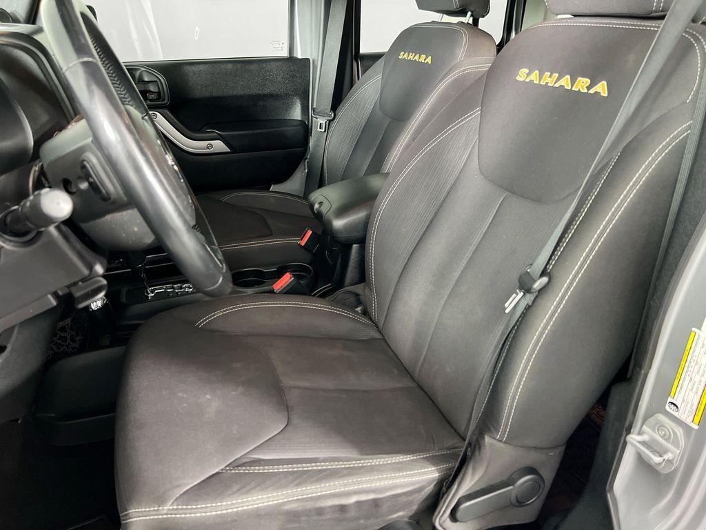 used 2013 Jeep Wrangler Unlimited car, priced at $13,000