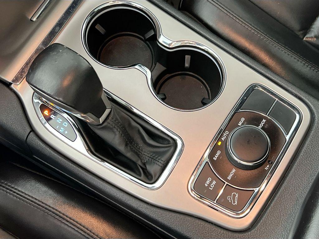 used 2021 Jeep Grand Cherokee car, priced at $23,700
