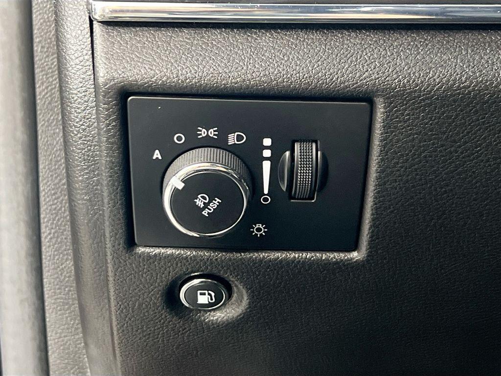 used 2021 Jeep Grand Cherokee car, priced at $23,700