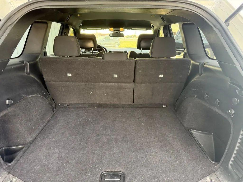 used 2016 Jeep Grand Cherokee car, priced at $14,500