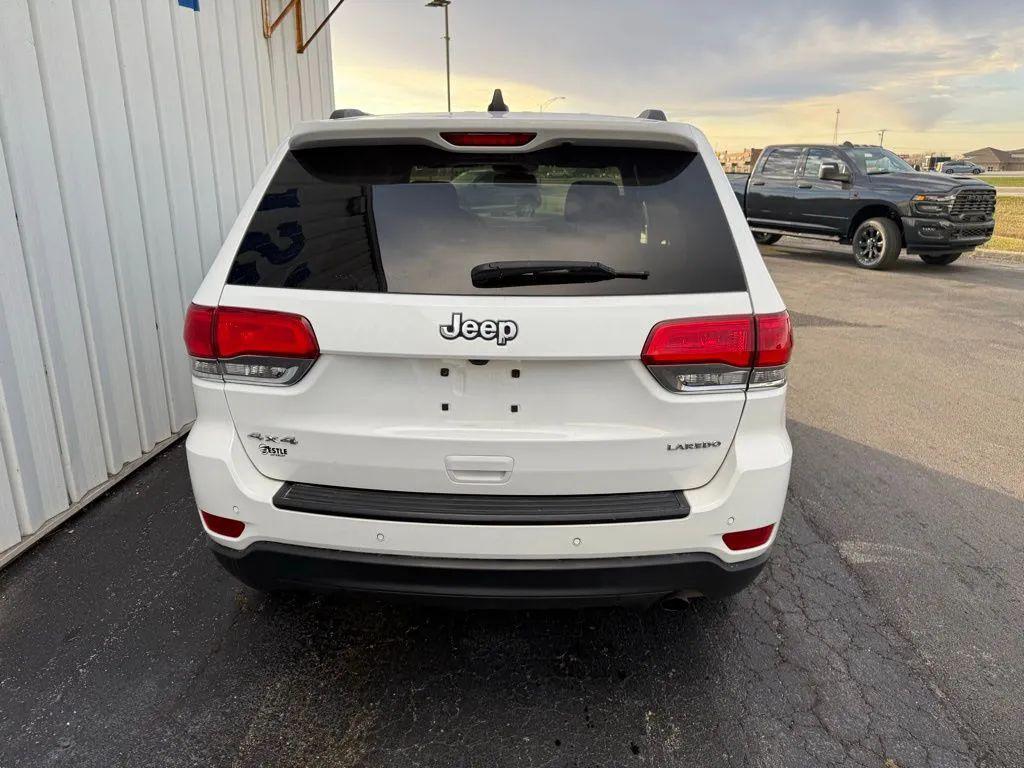 used 2016 Jeep Grand Cherokee car, priced at $14,500