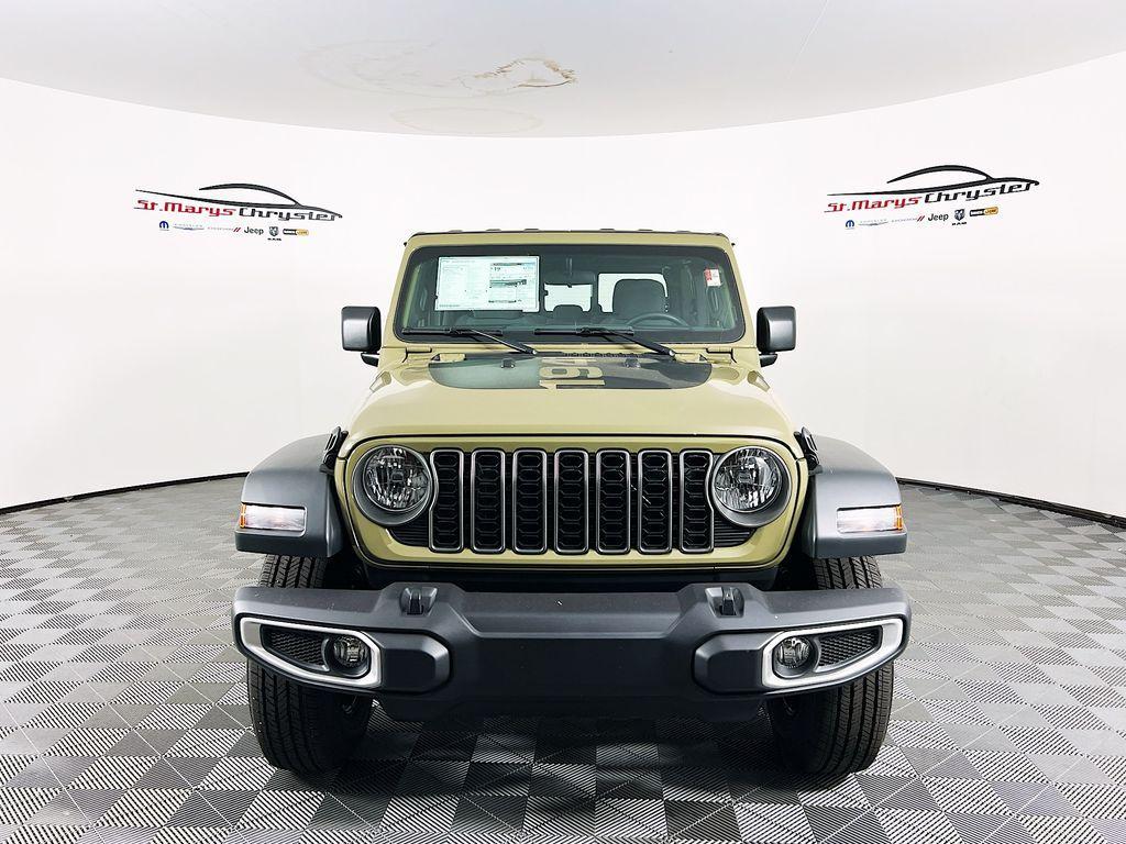 new 2025 Jeep Gladiator car, priced at $41,262