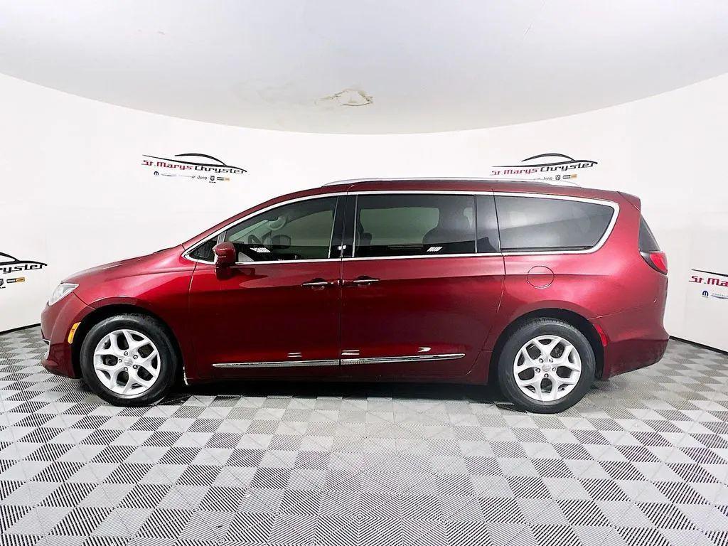 used 2017 Chrysler Pacifica car, priced at $15,500