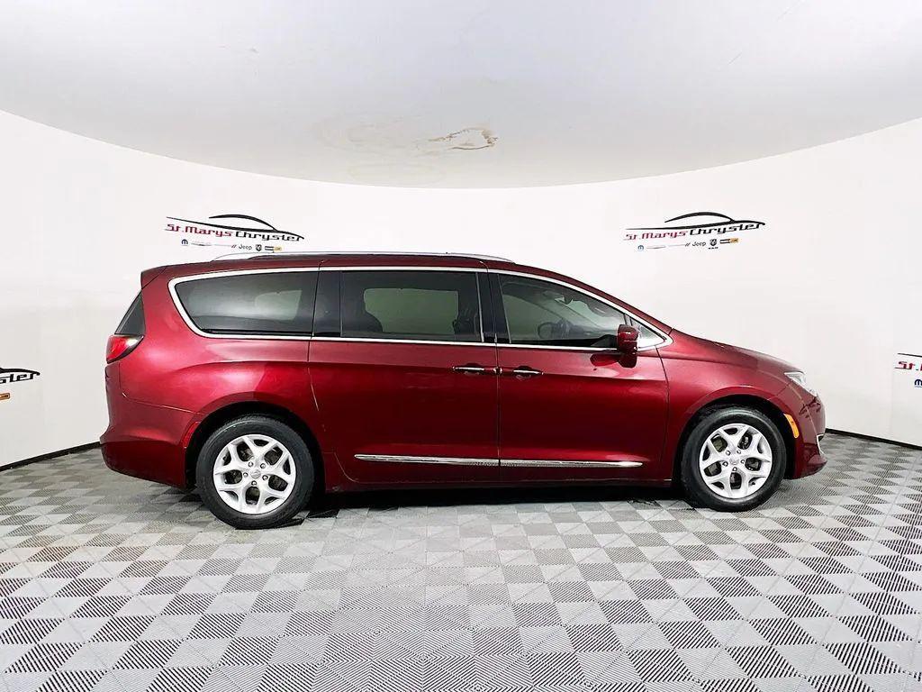 used 2017 Chrysler Pacifica car, priced at $15,500