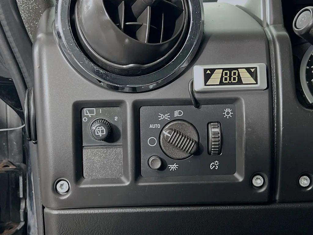 used 2005 Hummer H2 car, priced at $15,700