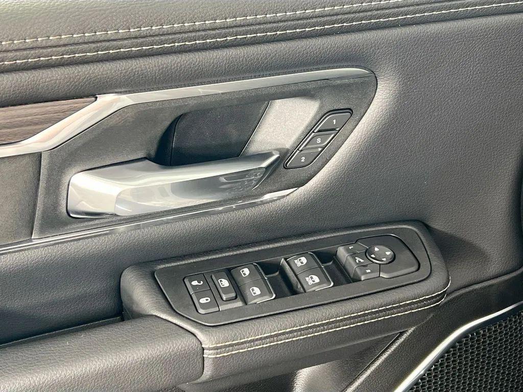 new 2025 Ram 1500 car, priced at $58,781