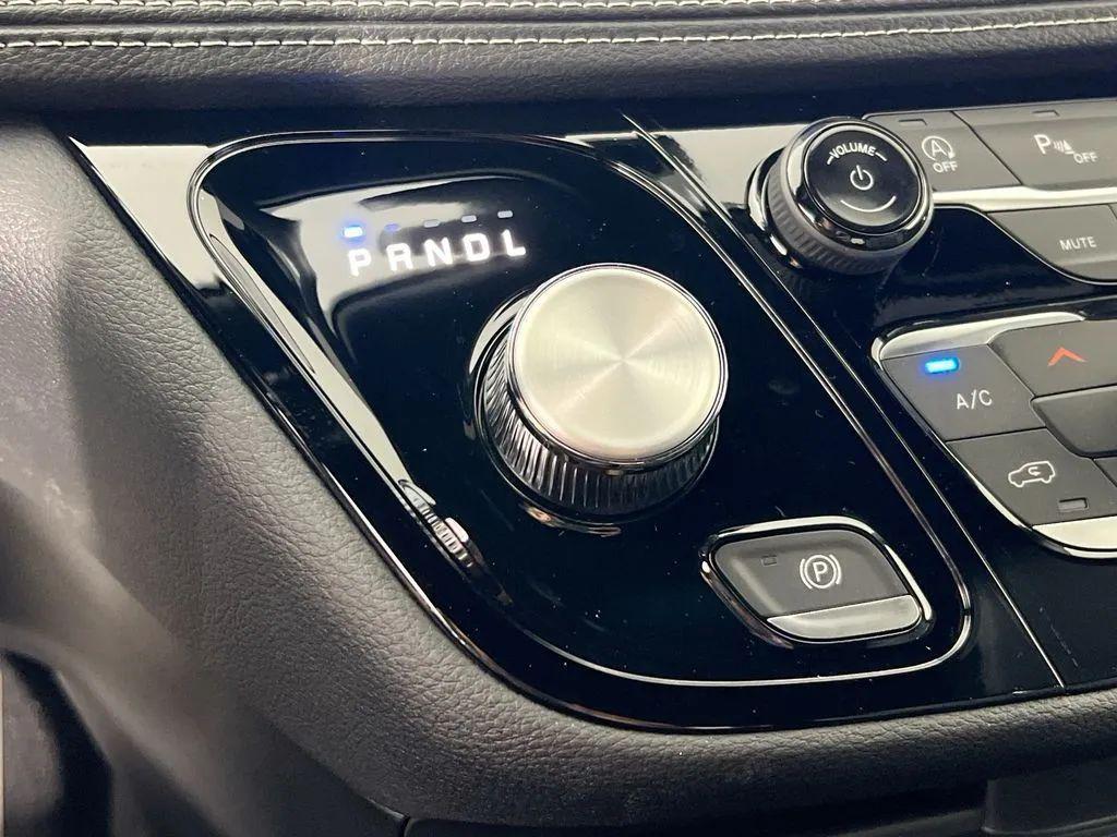 new 2026 Chrysler Pacifica car, priced at $43,956