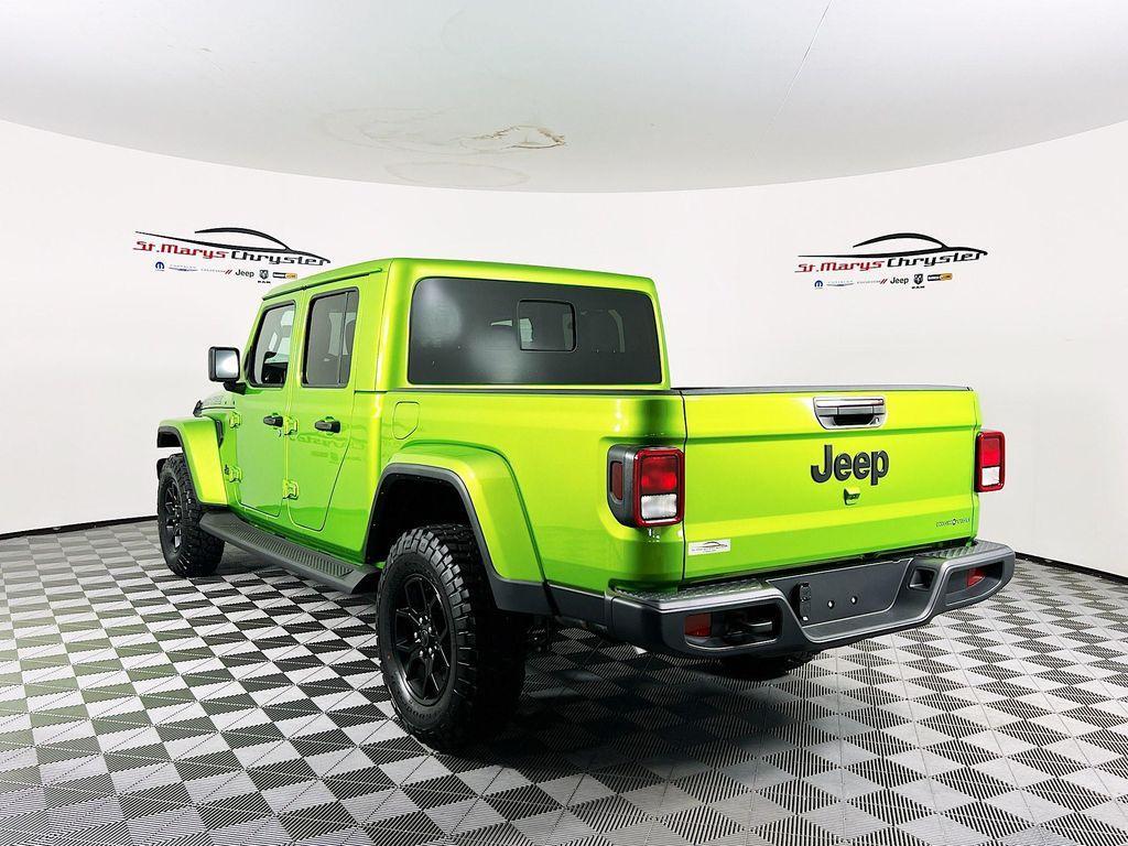 new 2025 Jeep Gladiator car, priced at $45,327