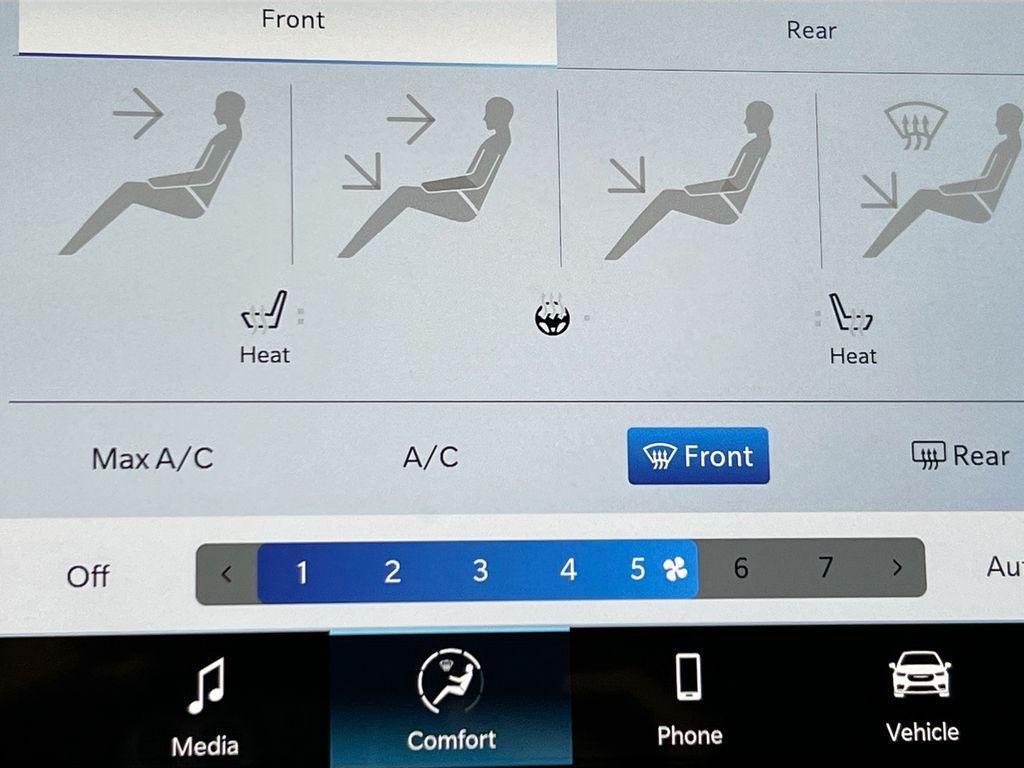 new 2025 Chrysler Pacifica car, priced at $42,422