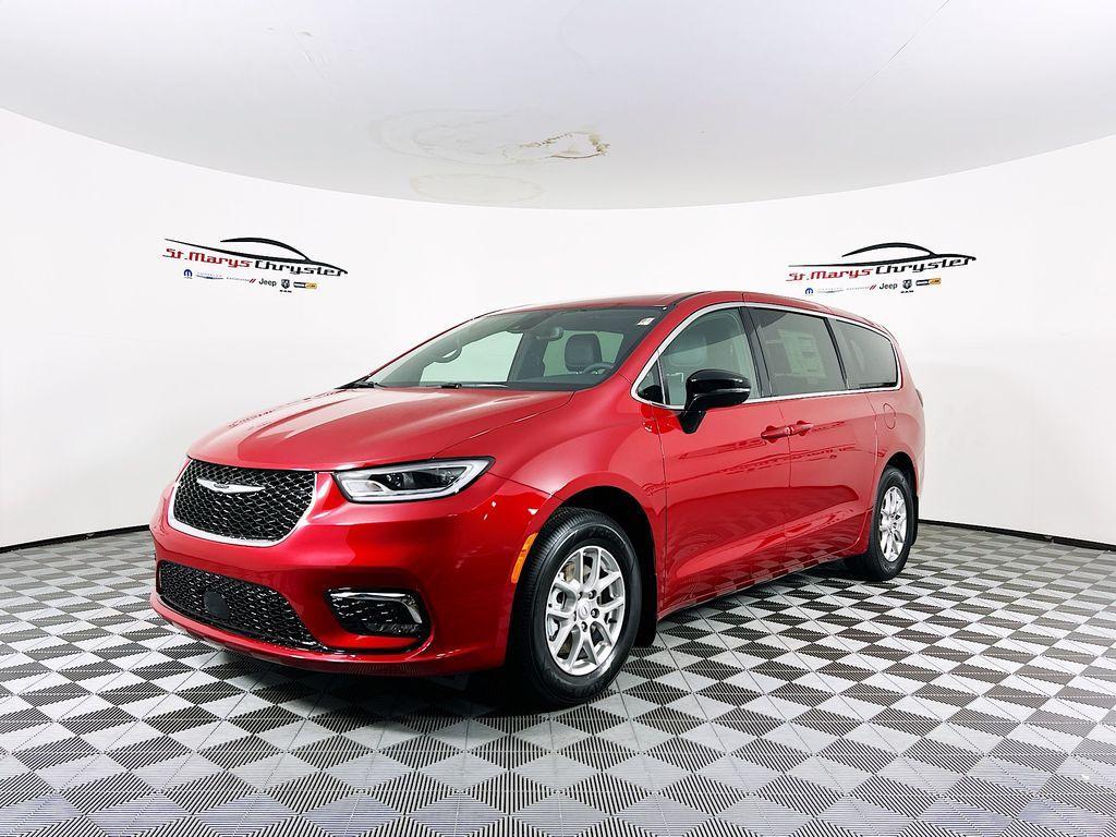 new 2025 Chrysler Pacifica car, priced at $42,422