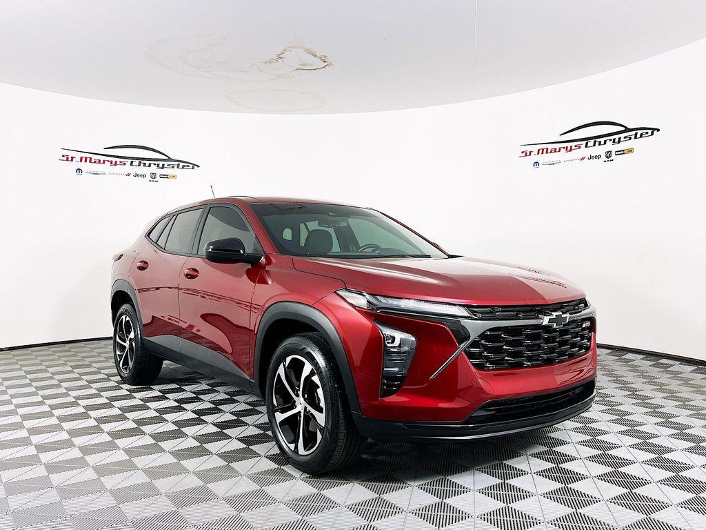 used 2024 Chevrolet Trax car, priced at $24,000