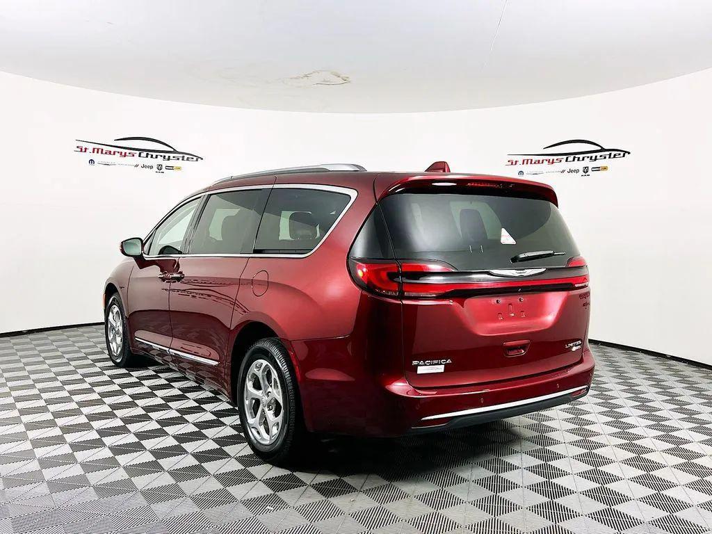 used 2021 Chrysler Pacifica car, priced at $33,500