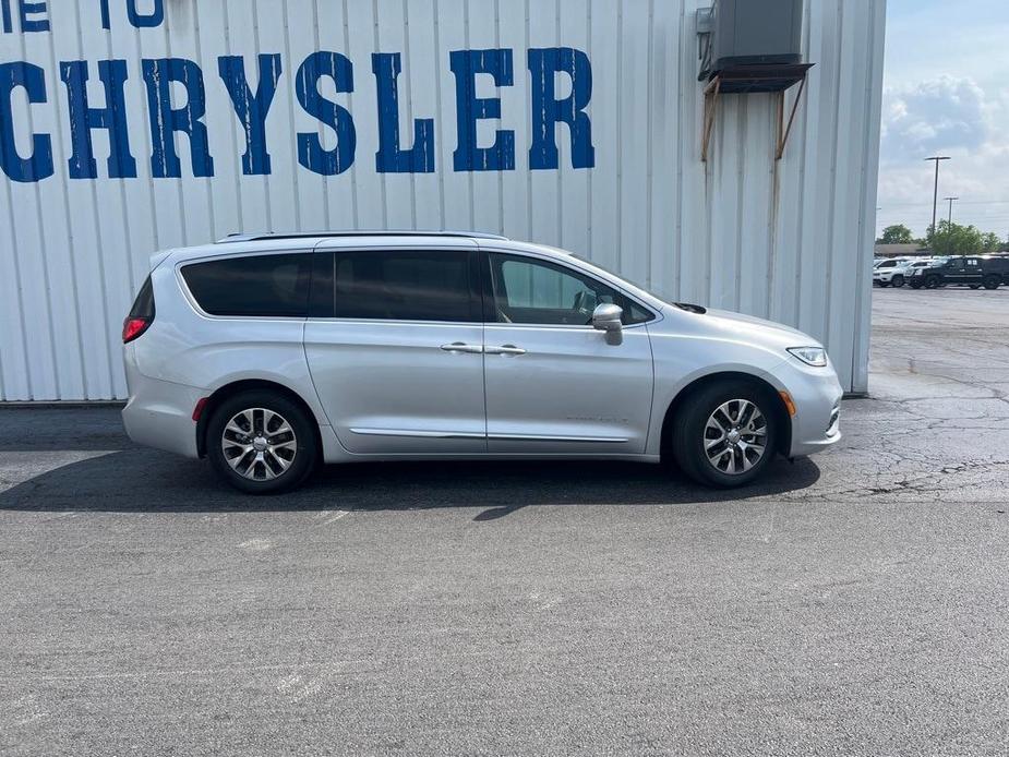 used 2023 Chrysler Pacifica Hybrid car, priced at $47,500