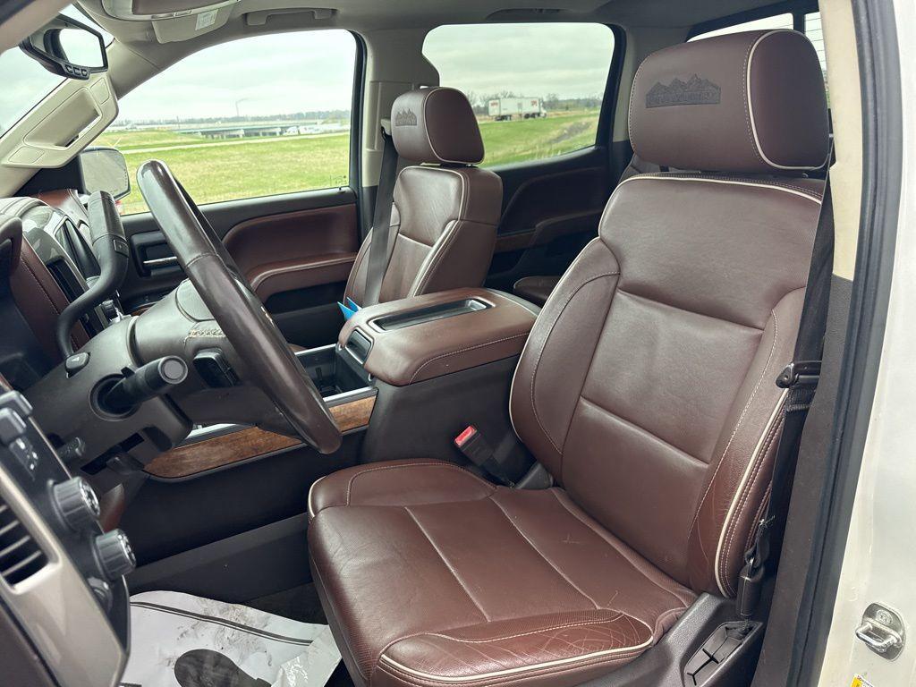 used 2015 Chevrolet Silverado 1500 car, priced at $30,200