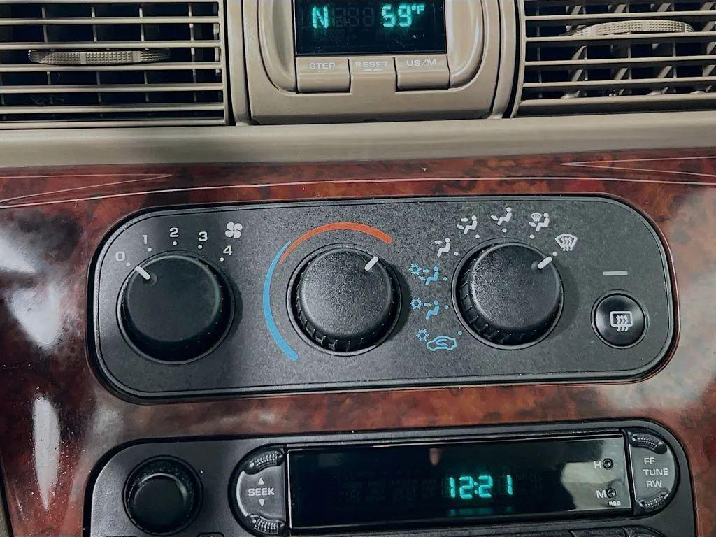 used 2002 Chrysler Sebring car, priced at $6,400