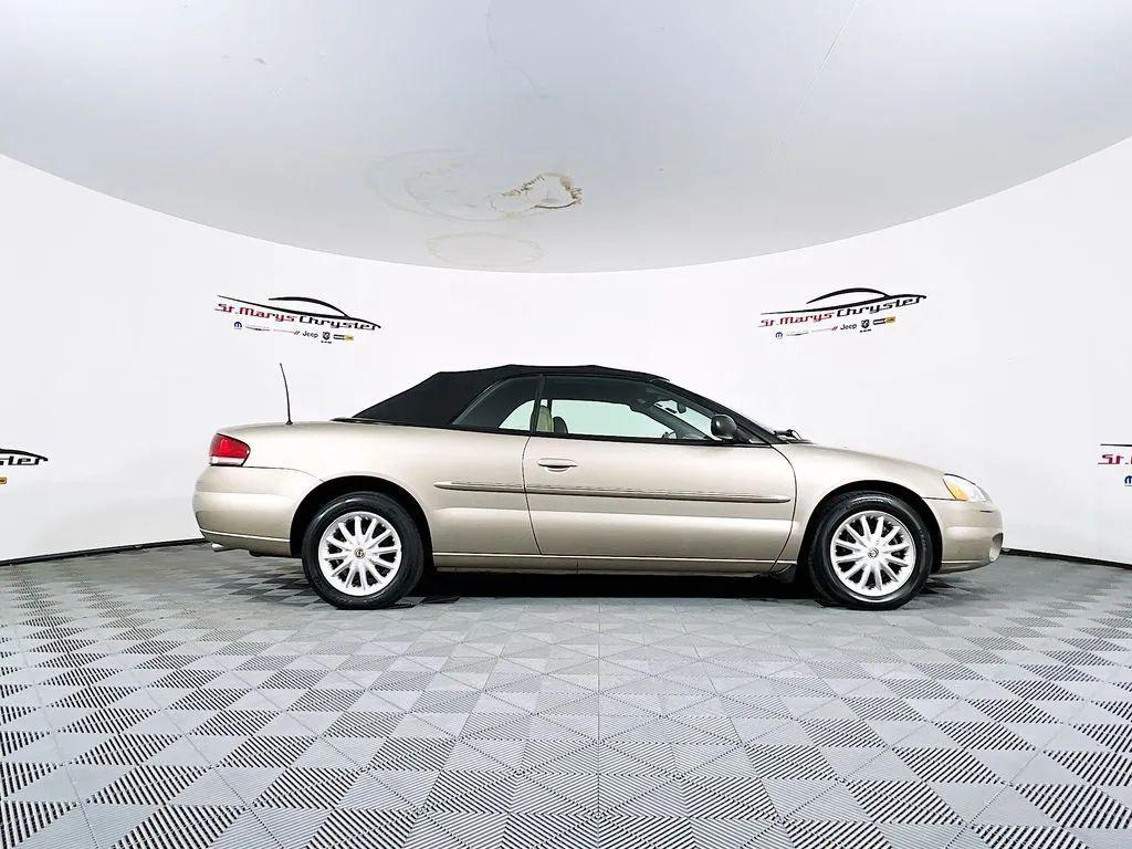used 2002 Chrysler Sebring car, priced at $6,400