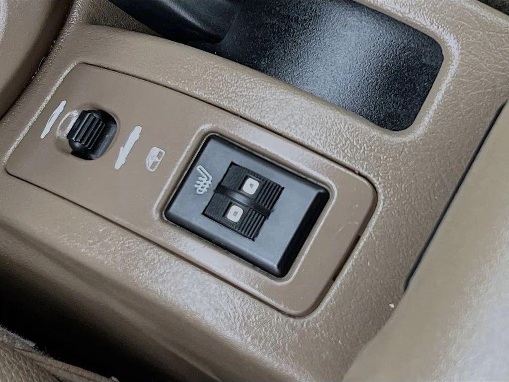 used 2002 Chrysler Sebring car, priced at $6,400