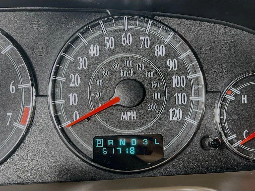 used 2002 Chrysler Sebring car, priced at $6,400