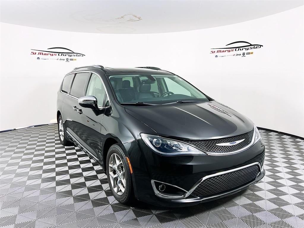 used 2018 Chrysler Pacifica car, priced at $15,500