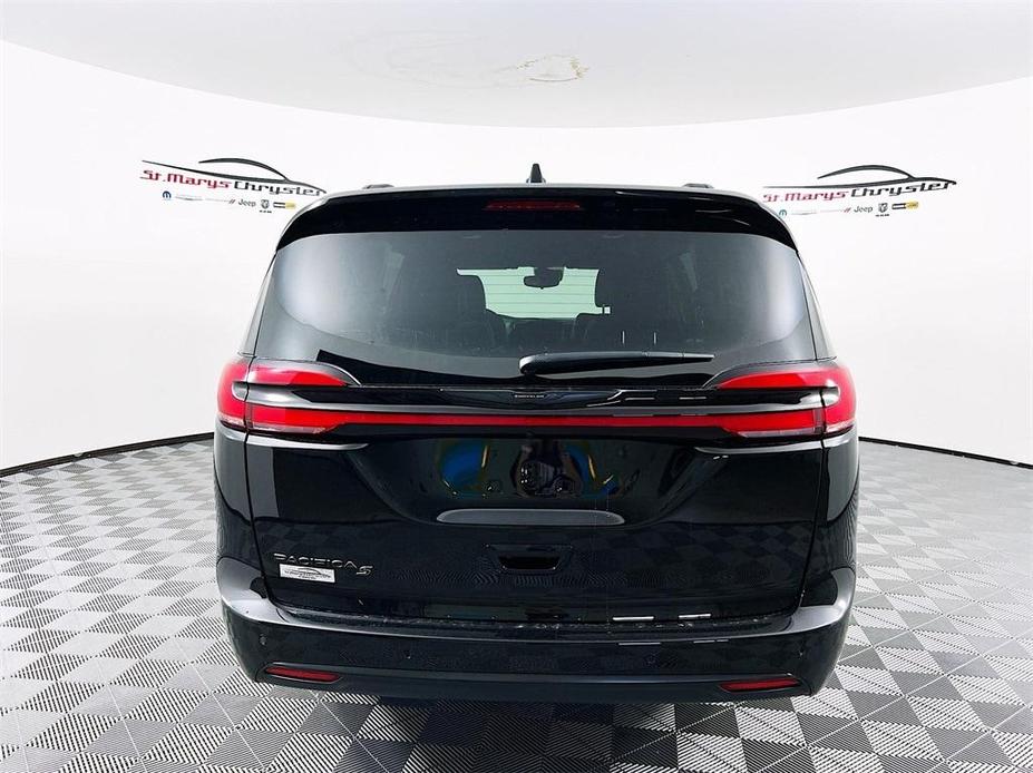 new 2024 Chrysler Pacifica car, priced at $39,000