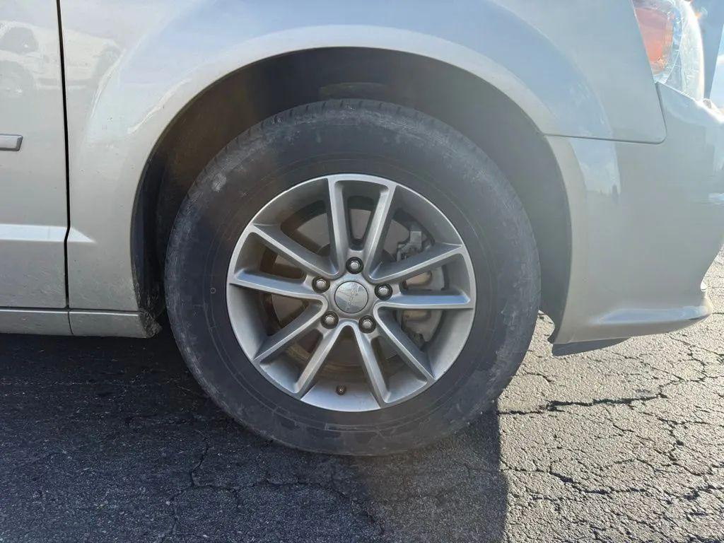 used 2015 Dodge Grand Caravan car, priced at $9,500