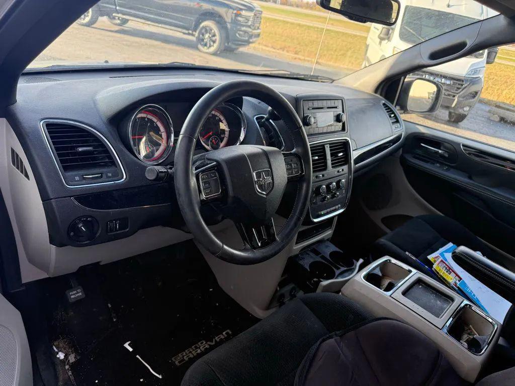 used 2015 Dodge Grand Caravan car, priced at $9,500