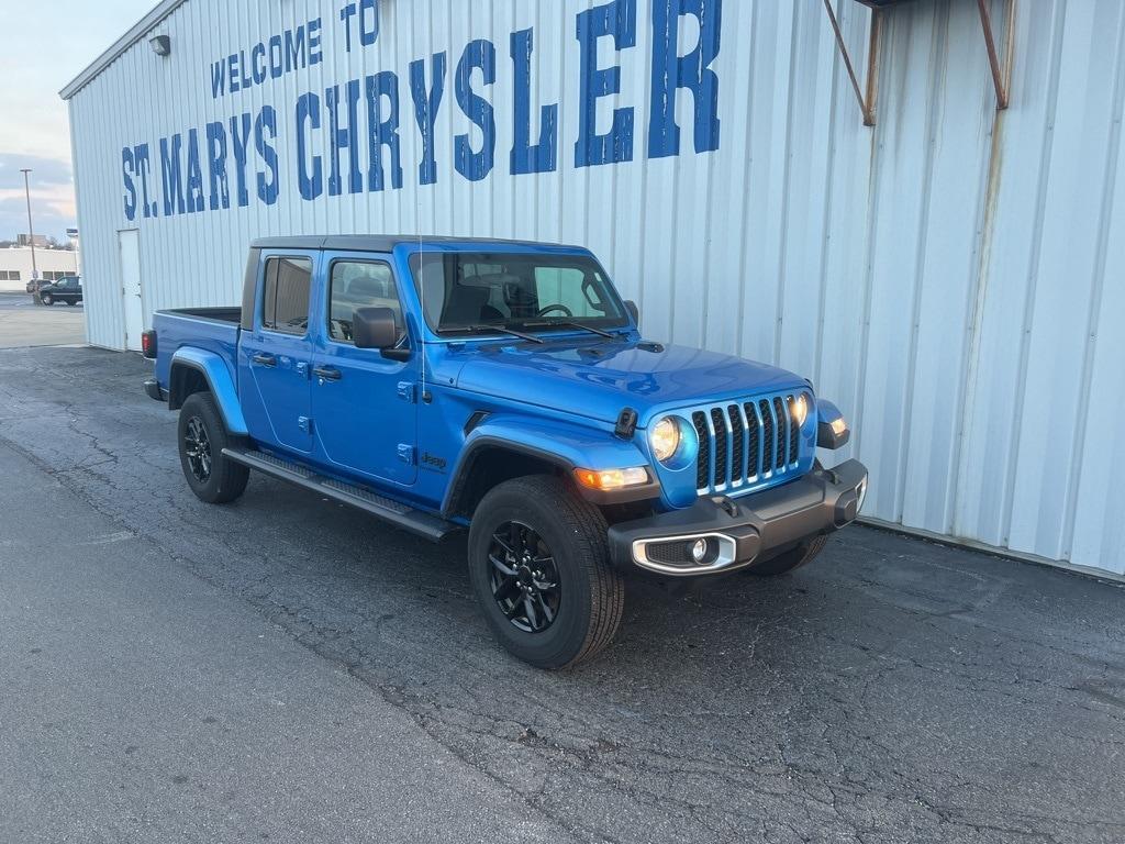 used 2021 Jeep Gladiator car, priced at $32,900