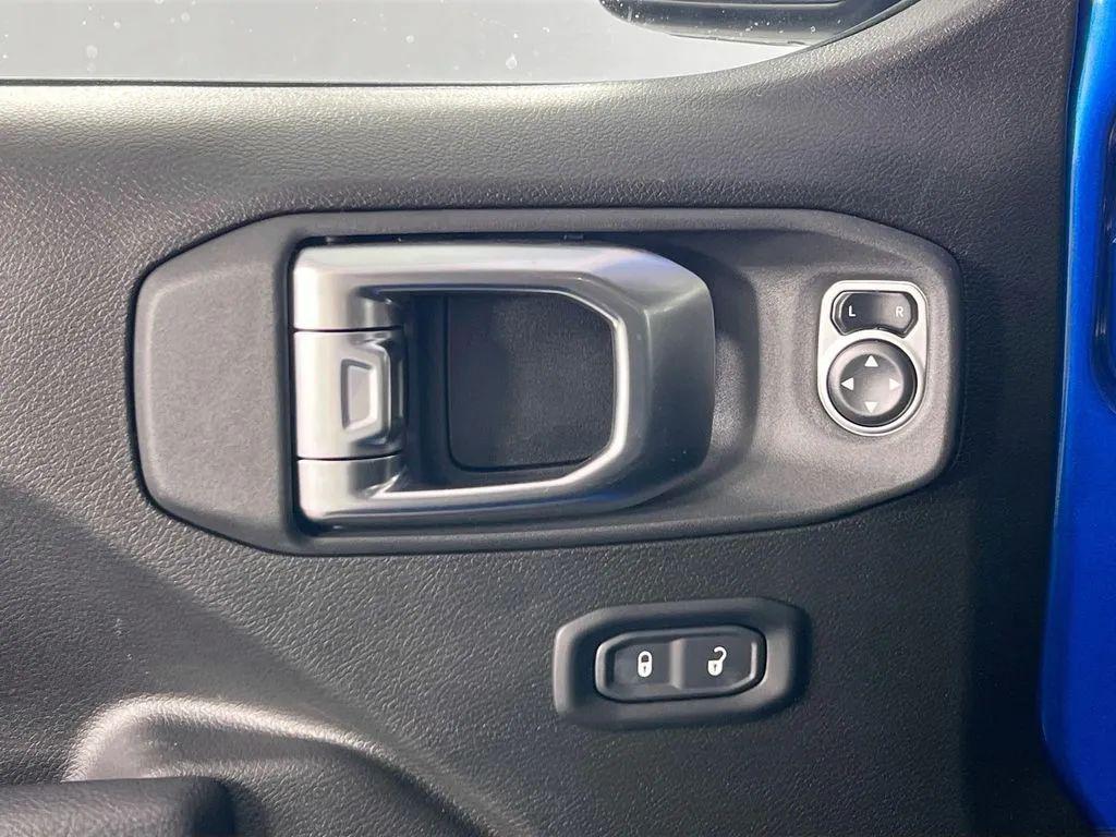 used 2024 Jeep Gladiator car, priced at $38,500