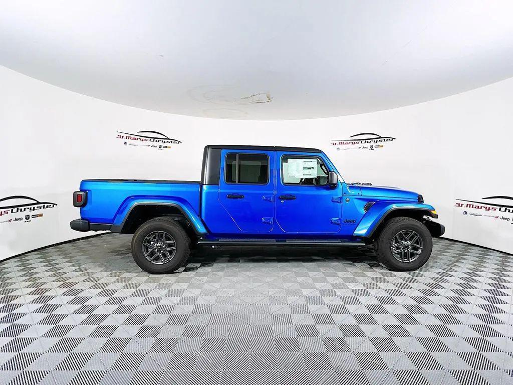 used 2024 Jeep Gladiator car, priced at $38,500