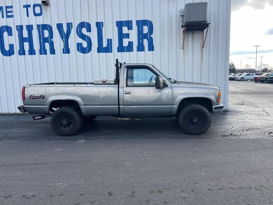 used 1992 Chevrolet 2500 car, priced at $2,500