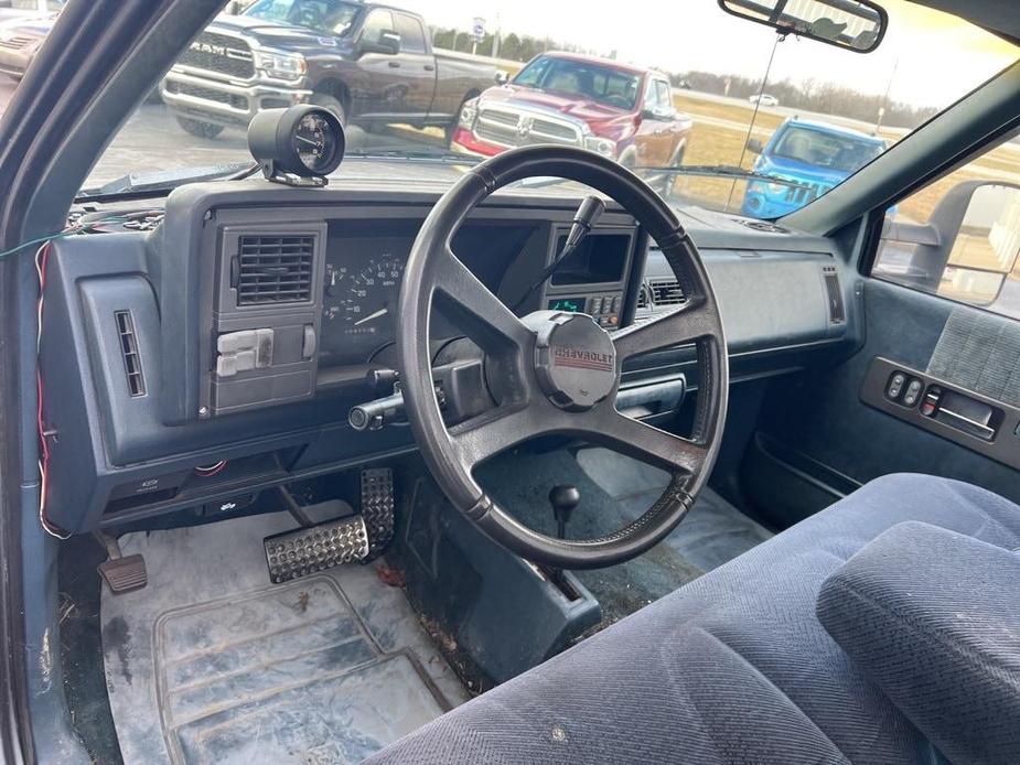 used 1992 Chevrolet 2500 car, priced at $2,500