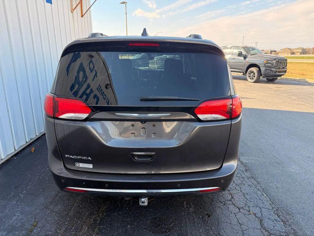 used 2018 Chrysler Pacifica car, priced at $12,500