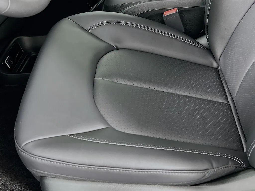 new 2026 Chrysler Pacifica car, priced at $46,360