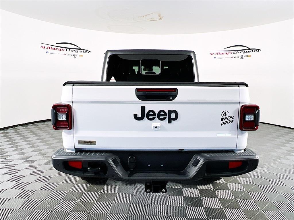 new 2024 Jeep Gladiator car