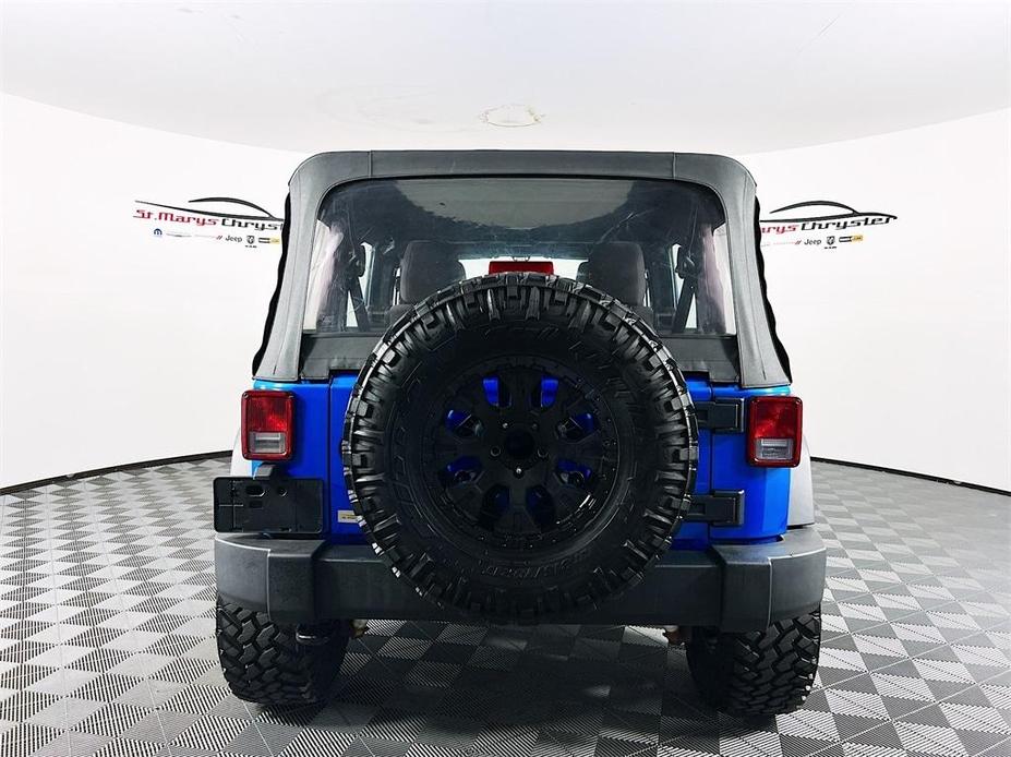 used 2015 Jeep Wrangler Unlimited car, priced at $21,400