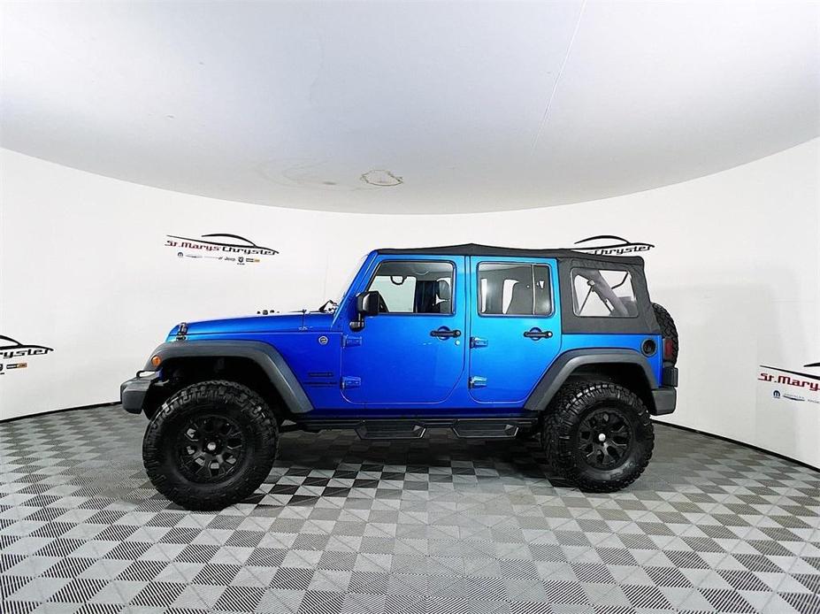 used 2015 Jeep Wrangler Unlimited car, priced at $21,400