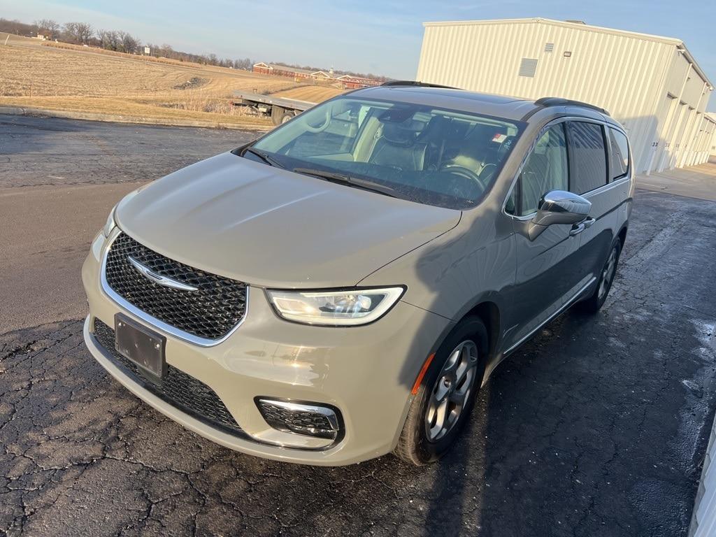 used 2022 Chrysler Pacifica car, priced at $26,700