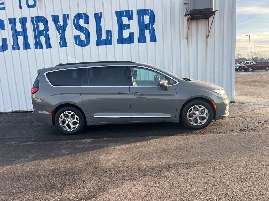 used 2022 Chrysler Pacifica car, priced at $26,700