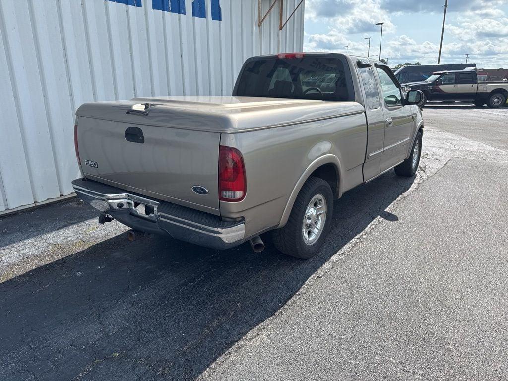used 2001 Ford F-150 car, priced at $8,000