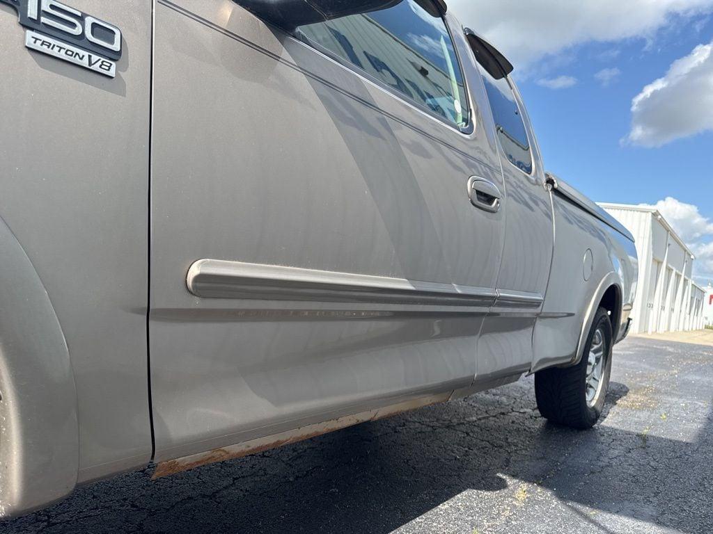 used 2001 Ford F-150 car, priced at $8,000