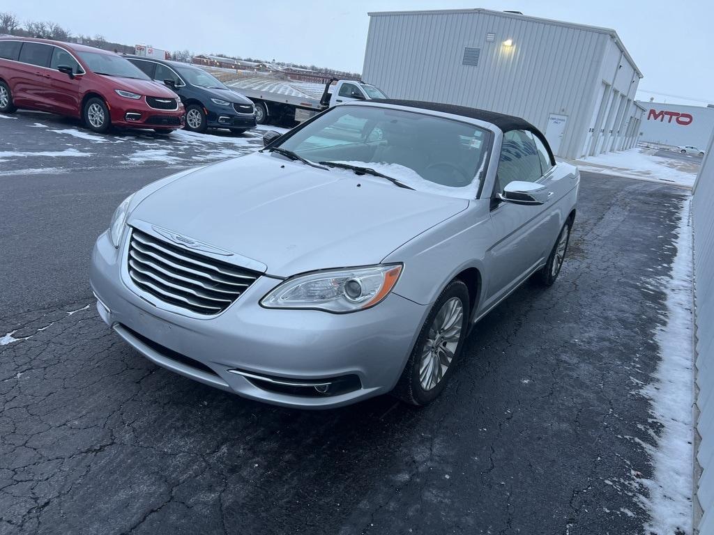 used 2011 Chrysler 200 car, priced at $9,500