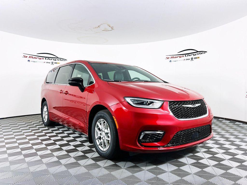new 2025 Chrysler Pacifica car, priced at $42,422