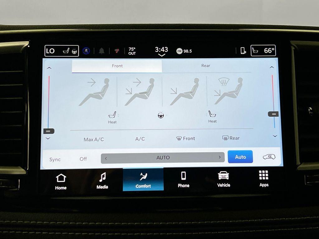 new 2025 Chrysler Pacifica car, priced at $42,422