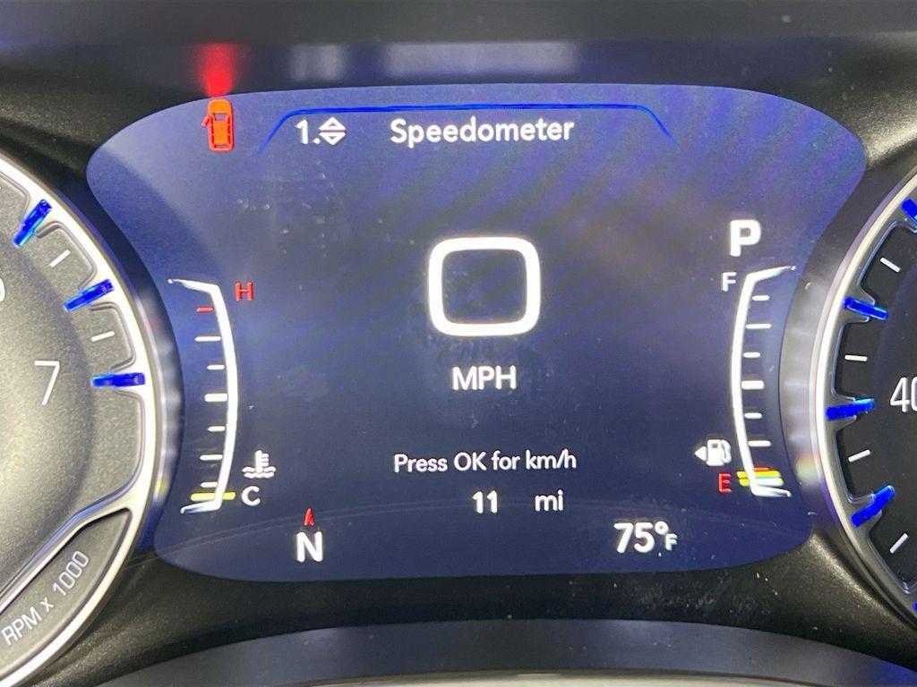 new 2025 Chrysler Pacifica car, priced at $42,422