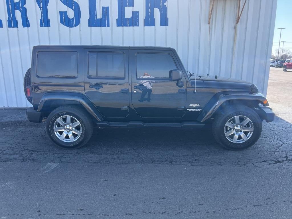 used 2015 Jeep Wrangler Unlimited car, priced at $27,500