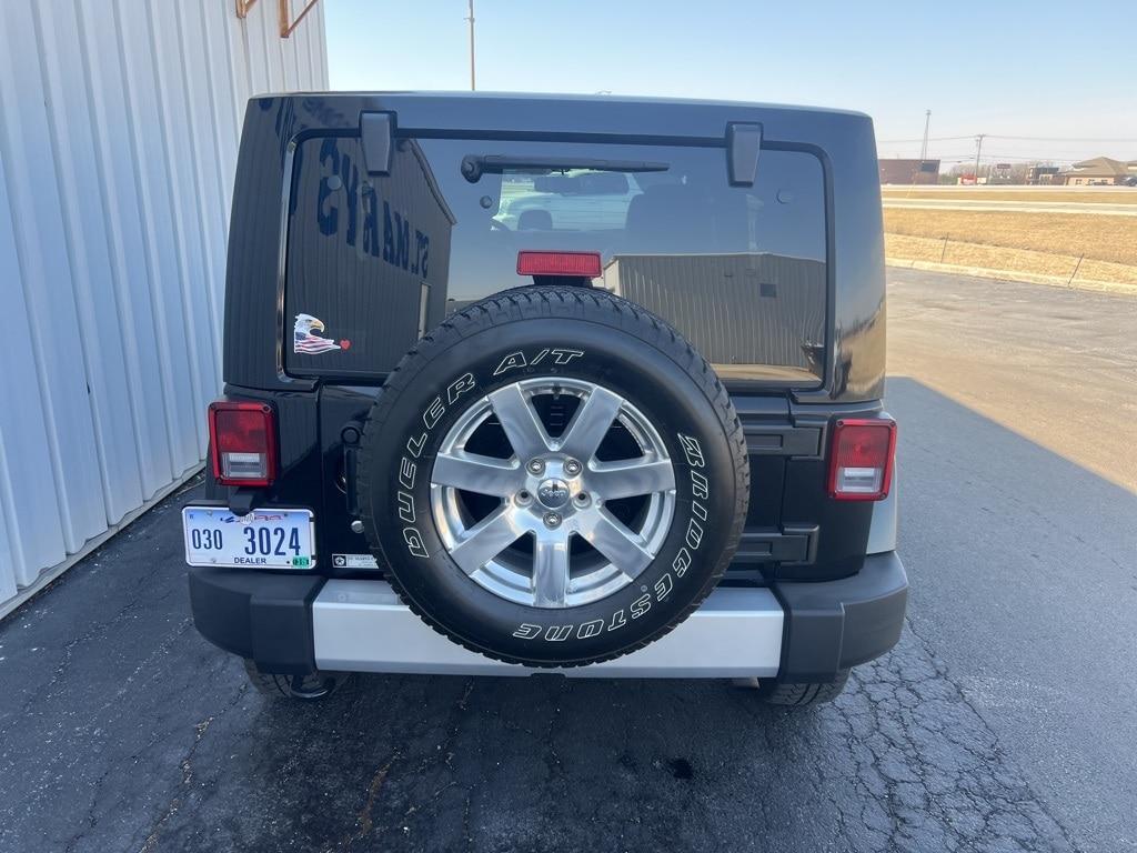 used 2015 Jeep Wrangler Unlimited car, priced at $27,500