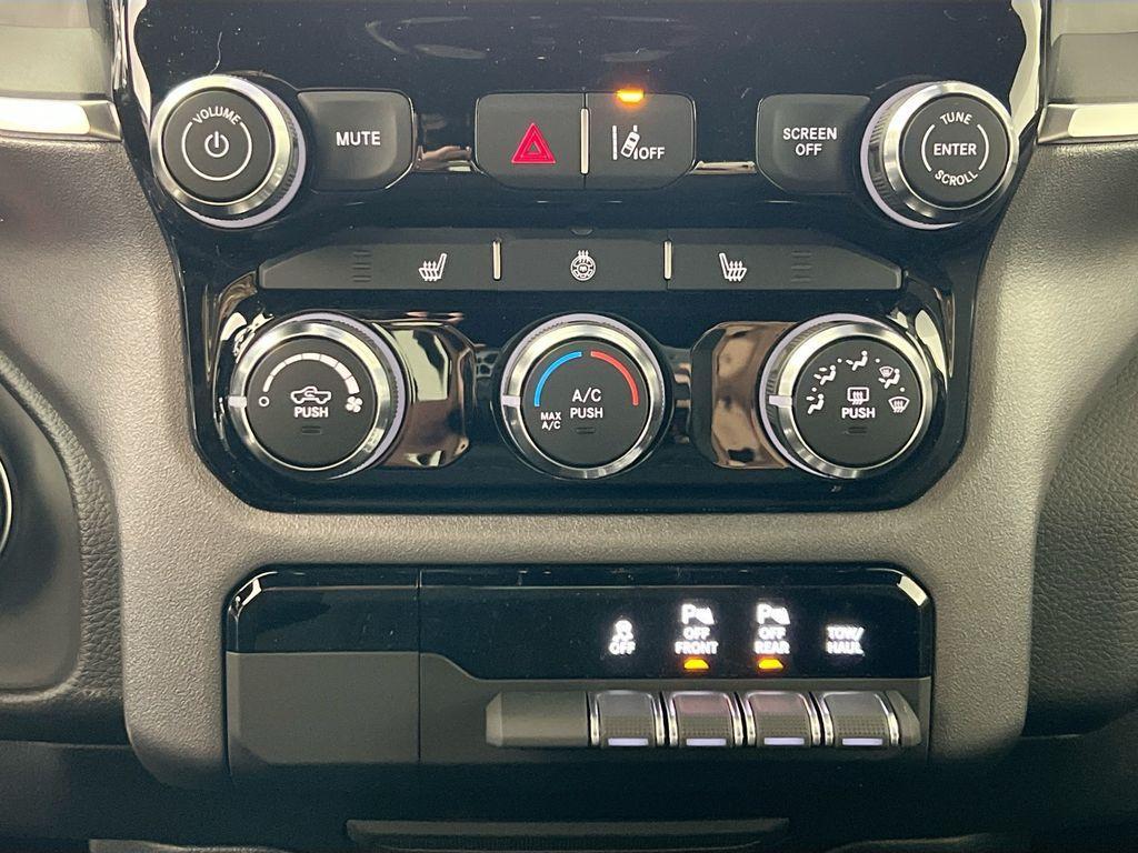 new 2025 Ram 1500 car, priced at $46,032