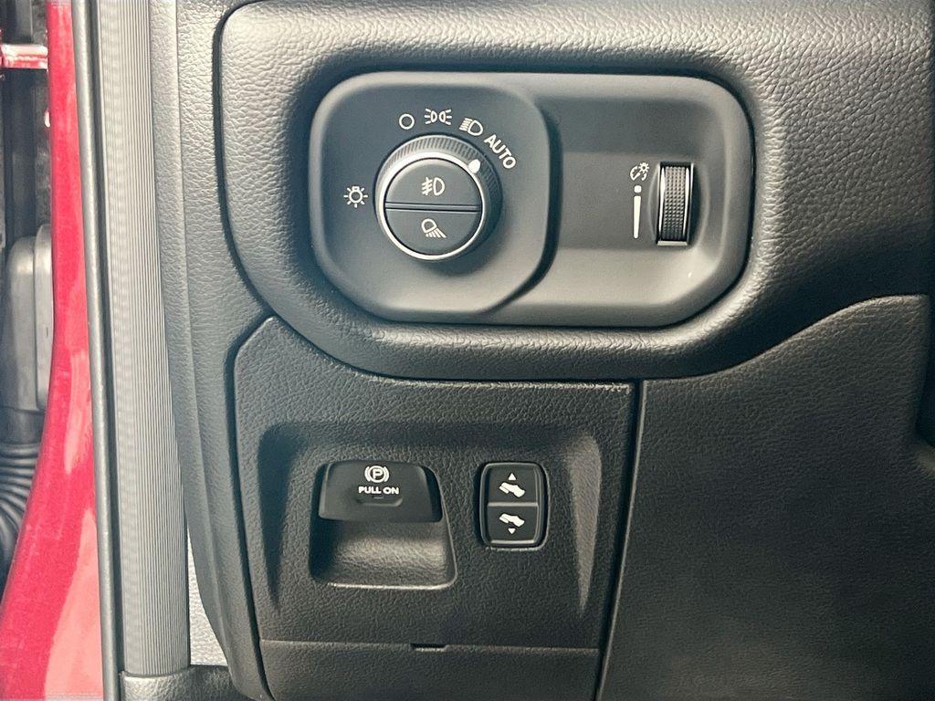 new 2025 Ram 1500 car, priced at $46,032
