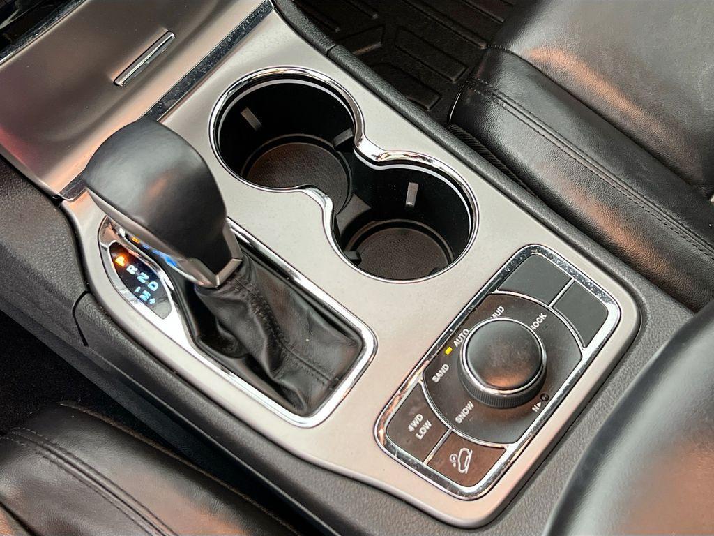 used 2020 Jeep Grand Cherokee car, priced at $25,500