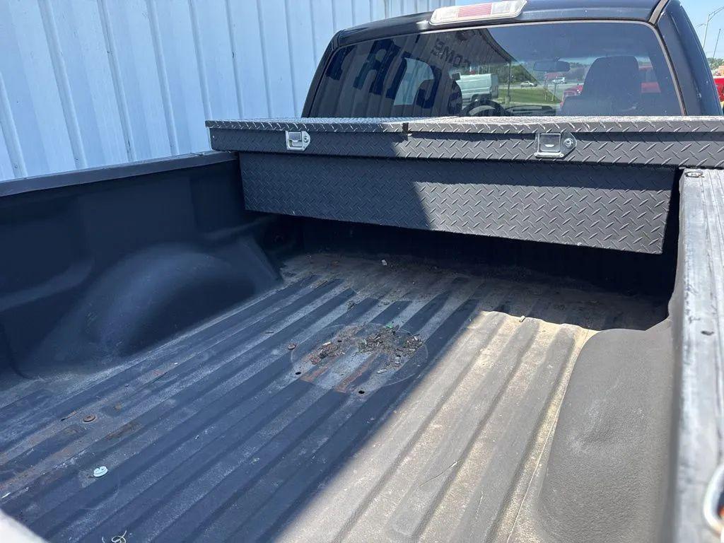 used 2005 Ford F-150 car, priced at $5,000